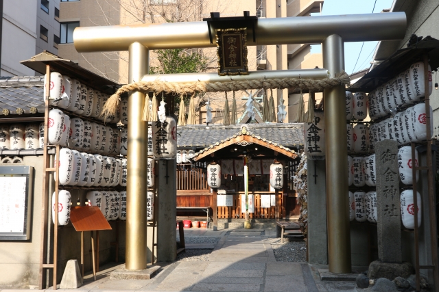 御金神社　正面